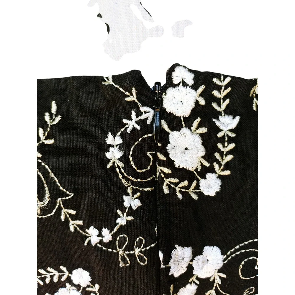 Liz Claiborne Shift Dress Womens 8 Black Linen Floral Paisley Embroidered‎